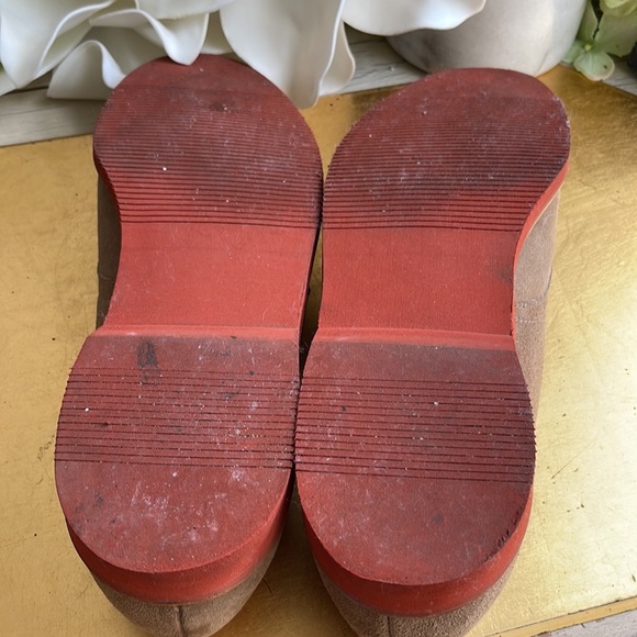 Vintage! Cole Haan Classic Suede Derbys in Medium Tan main image 14